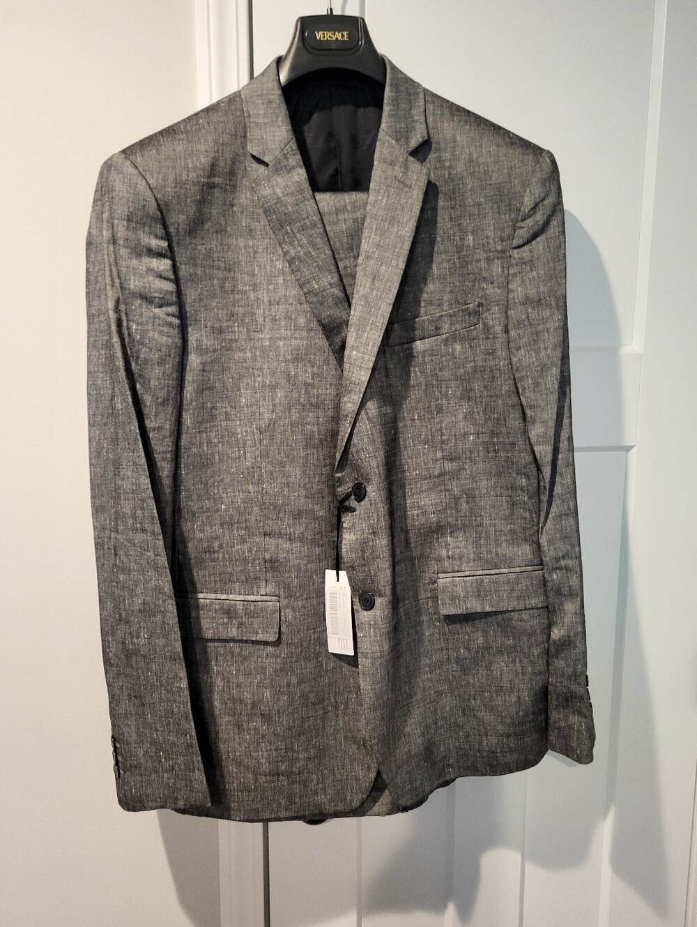 Versace Men's Graphite Gray Two-Button Suit Size 58